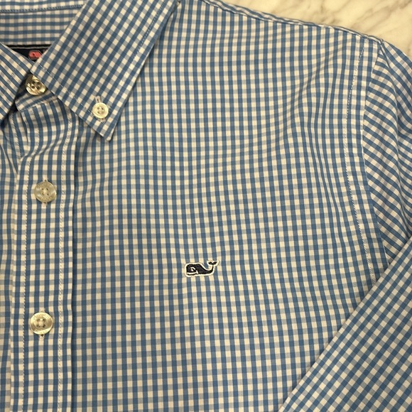 Vineyard Vines Button Down - Picture 2 of 8